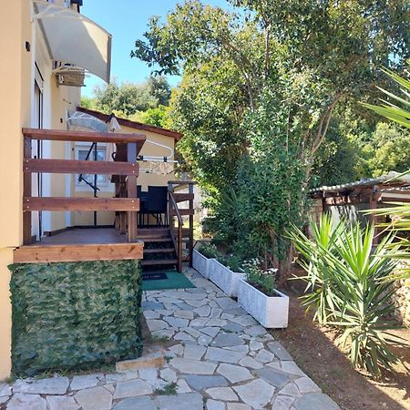 Thanos Guesthouse Corfu Agioi Deka  Eksteriør billede