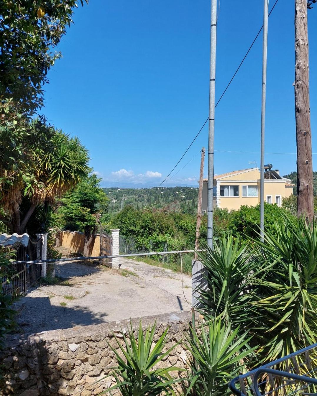Thanos Guesthouse Corfu Agioi Deka  Eksteriør billede