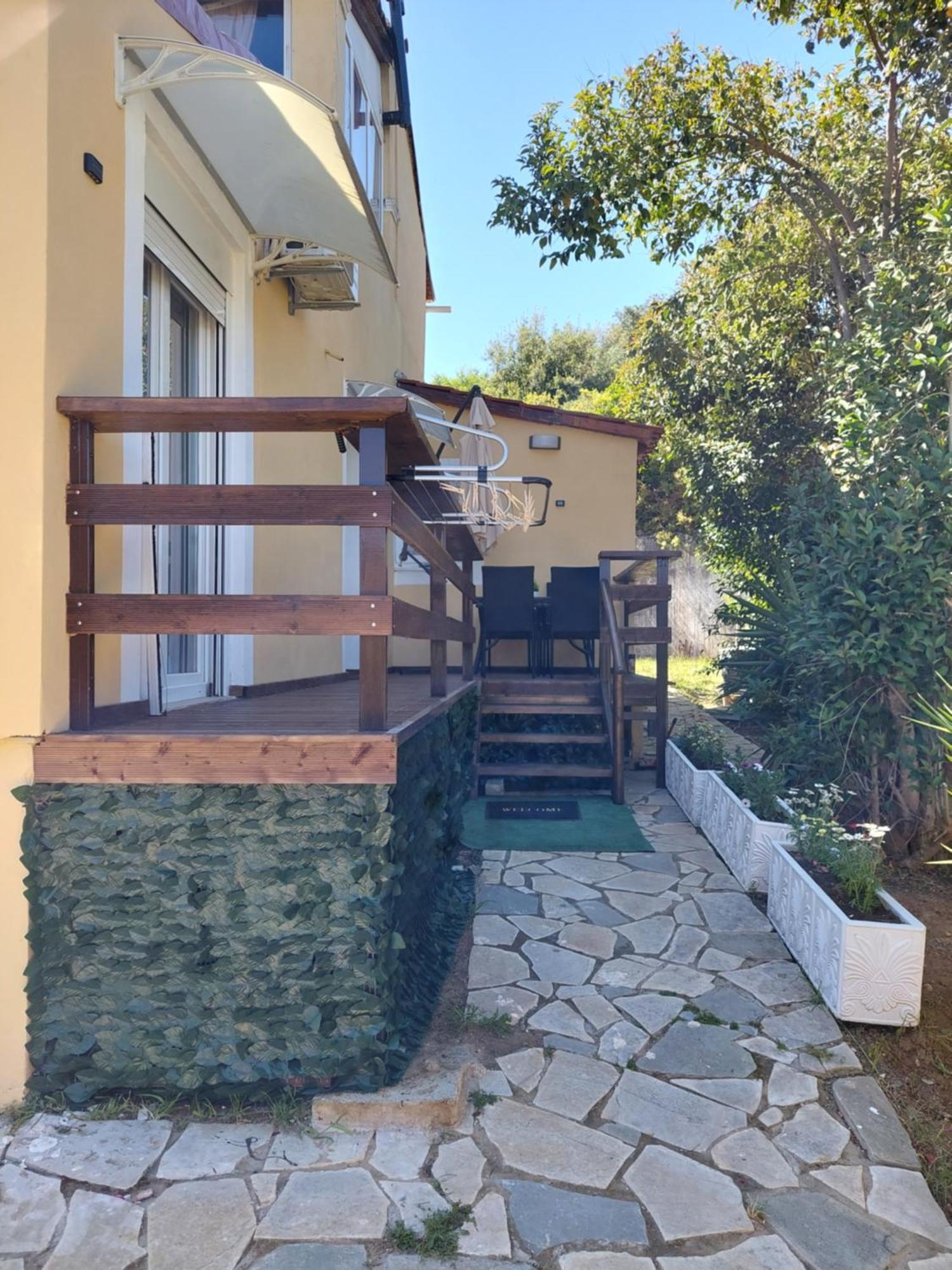 Thanos Guesthouse Corfu Agioi Deka  Eksteriør billede